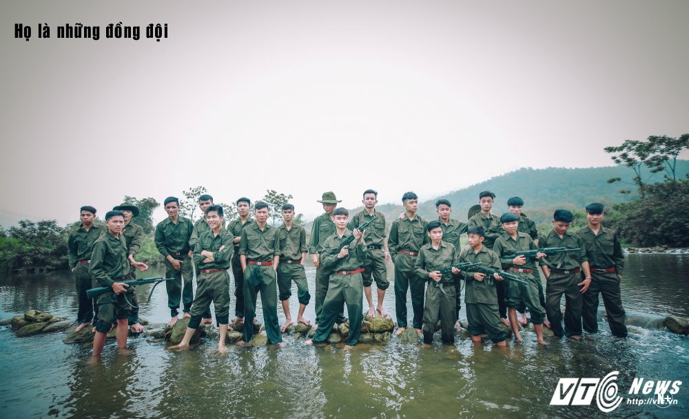 Hinh anh Anh ky yeu dam chat linh cuc chat cua hoc sinh Thanh Hoa