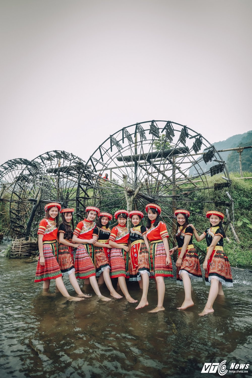 Hinh anh Anh ky yeu dam chat linh cuc chat cua hoc sinh Thanh Hoa 17