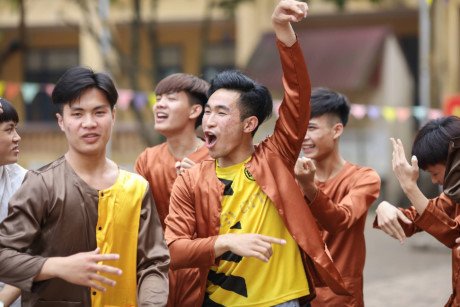 Hinh anh Bo anh cuoi da sac mau cua hoc sinh Bac Giang 13