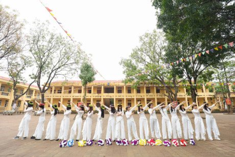 Hinh anh Bo anh cuoi da sac mau cua hoc sinh Bac Giang 5
