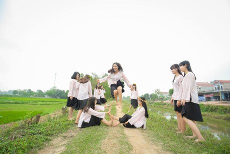 Hinh anh Bo anh cuoi da sac mau cua hoc sinh Bac Giang 9
