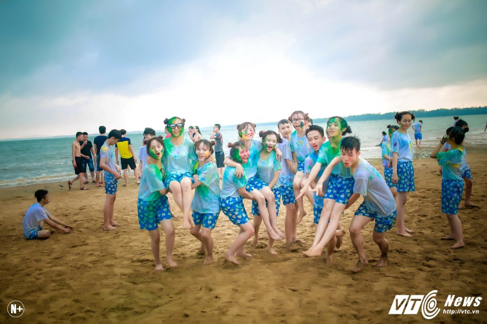 Hinh anh Anh ky yeu nhuom mau cua hoc sinh Thanh Hoa 10