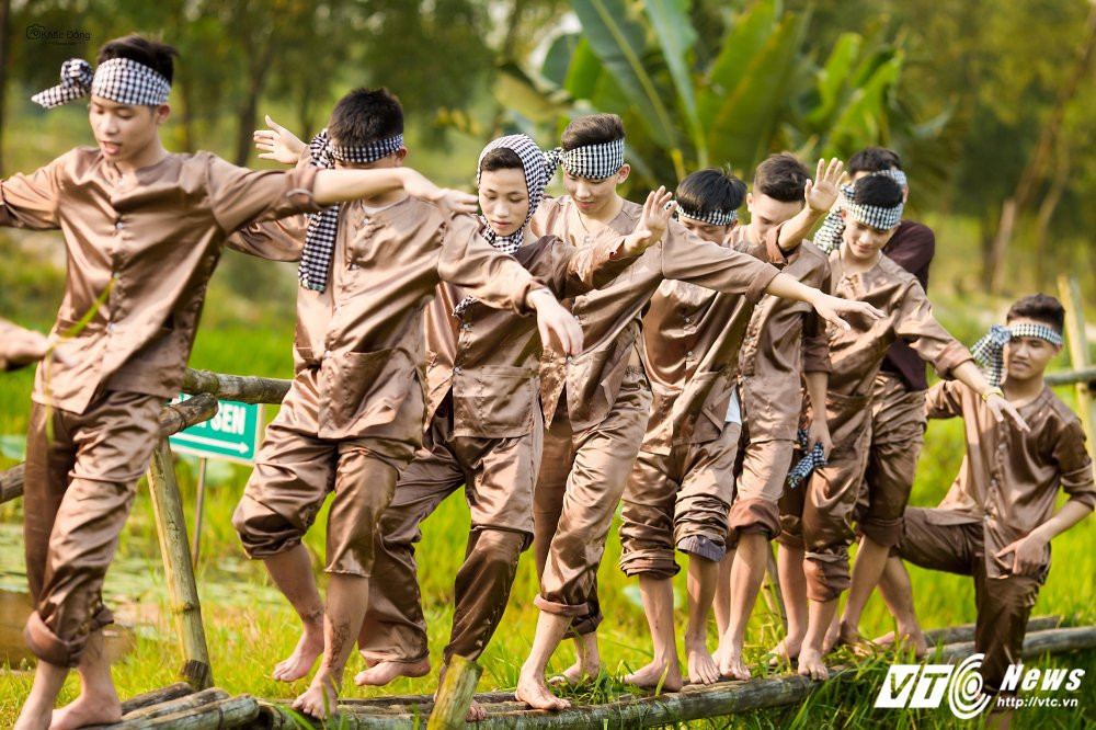 Hinh anh Anh ky yeu ‘Cho toi mot ve ve tuoi tho’ cua hoc sinh Ha Tinh 22