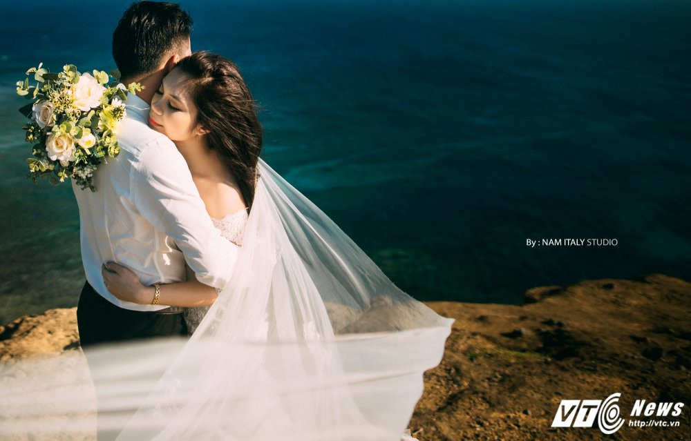 Hinh anh Anh ky yeu lang man cua chang canh sat tre Ha Tinh 21