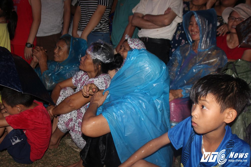 Hinh anh Dang xu ly them nhanh ...Nghe sy Quang Teo “doi mua” dien kich tai ‘Hat cung chien sy canh sat’ 4