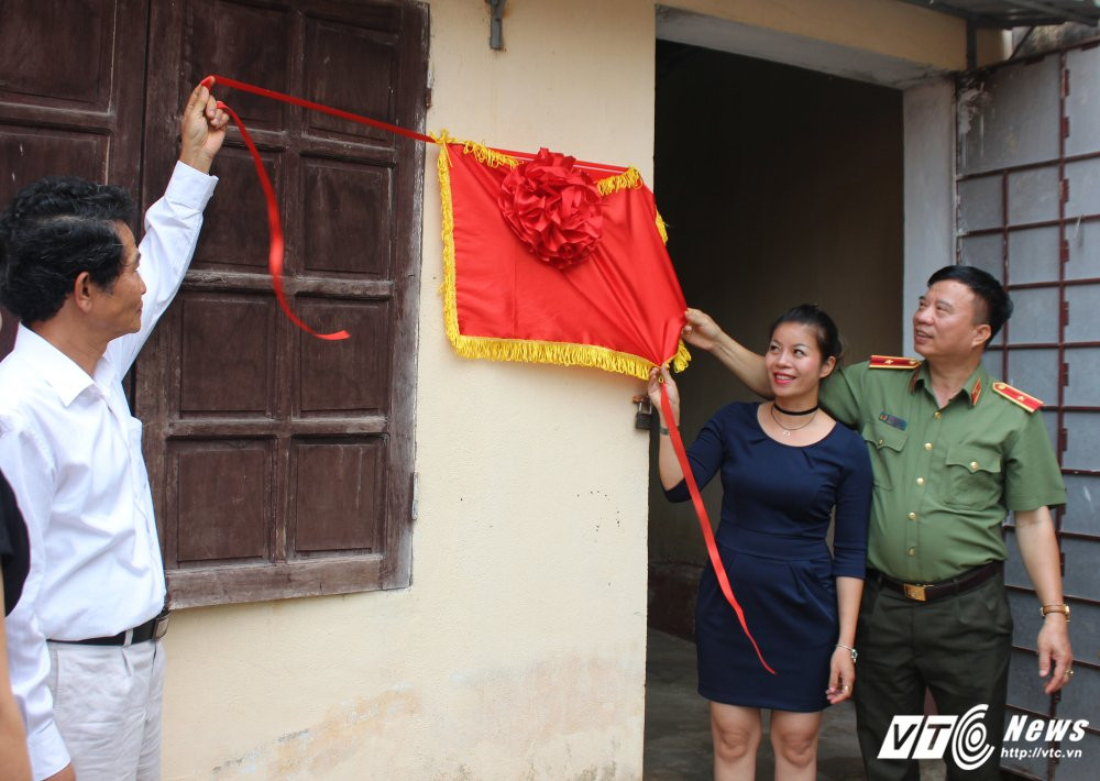 Hinh anh Nghe sy Quang Teo “doi mua” dien kich tai ‘Hat cung chien sy canh sat’ 17