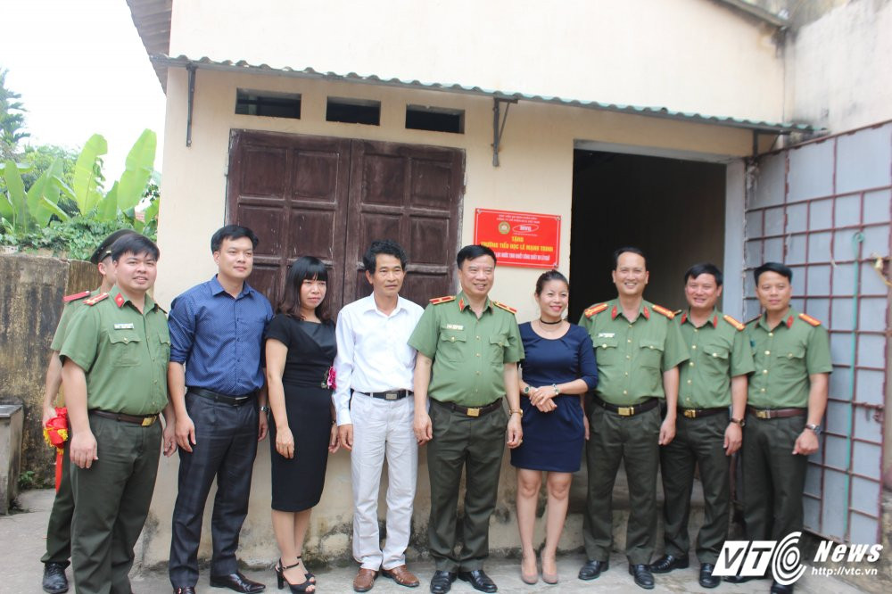 Hinh anh Nghe sy Quang Teo “doi mua” dien kich tai ‘Hat cung chien sy canh sat’ 19