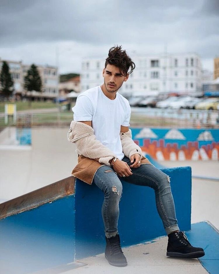 Hot boy 9X co 'doi mat sexy nhat mang xa hoi' hinh anh 7