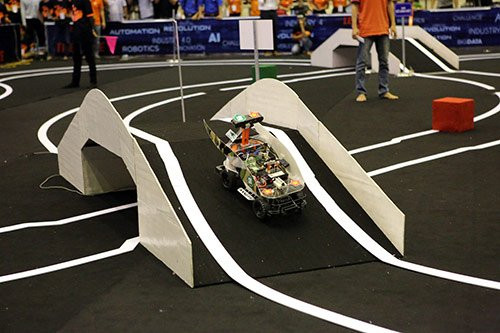 sinh vien che tao xe khong nguoi lai dau tien o viet nam hinh anh 8