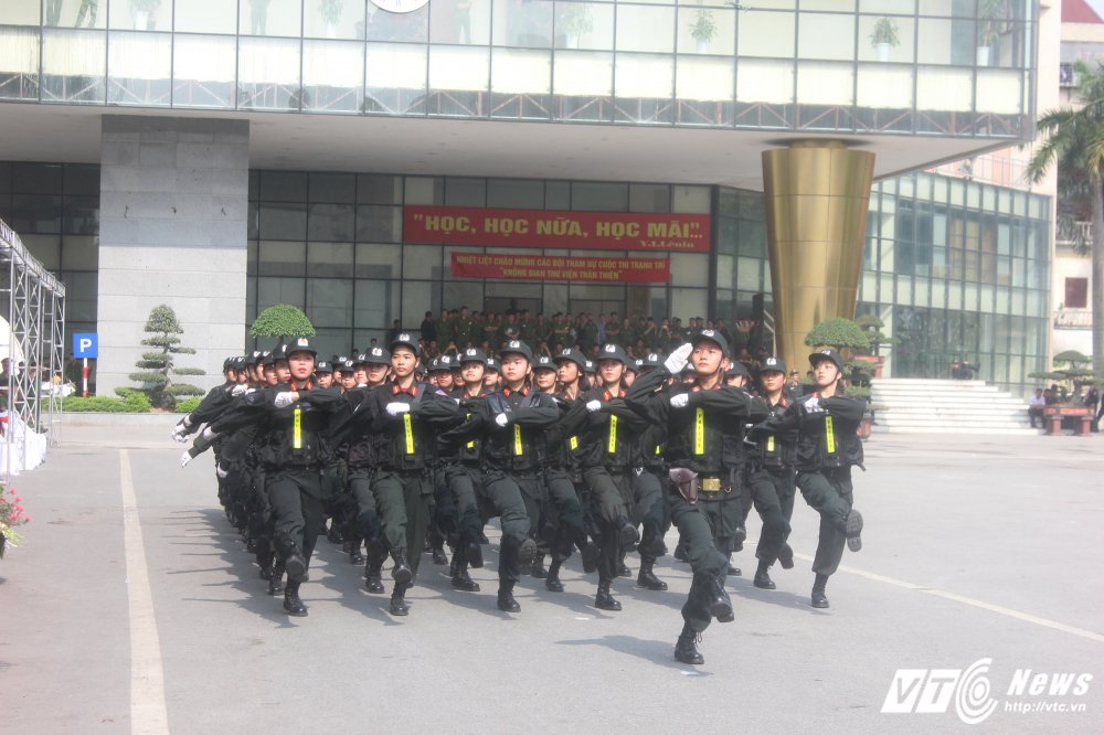 Hinh anh Sinh vien Hoc vien Canh sat bieu dien vo thuat dep mat 10