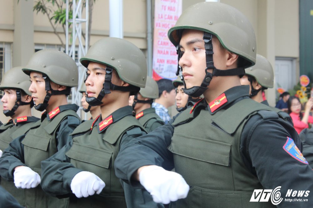 Hinh anh Sinh vien Hoc vien Canh sat bieu dien vo thuat dep mat 7