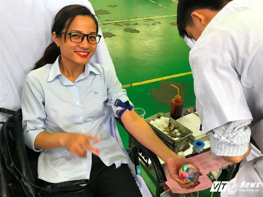 Hinh anh Sinh vien Hoc vien An ninh hao hung tham gia hien mau cuu nguoi 27