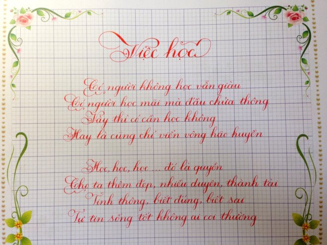 Nu sinh co biet tai viet chu nguoc dep nhu in hinh anh 2