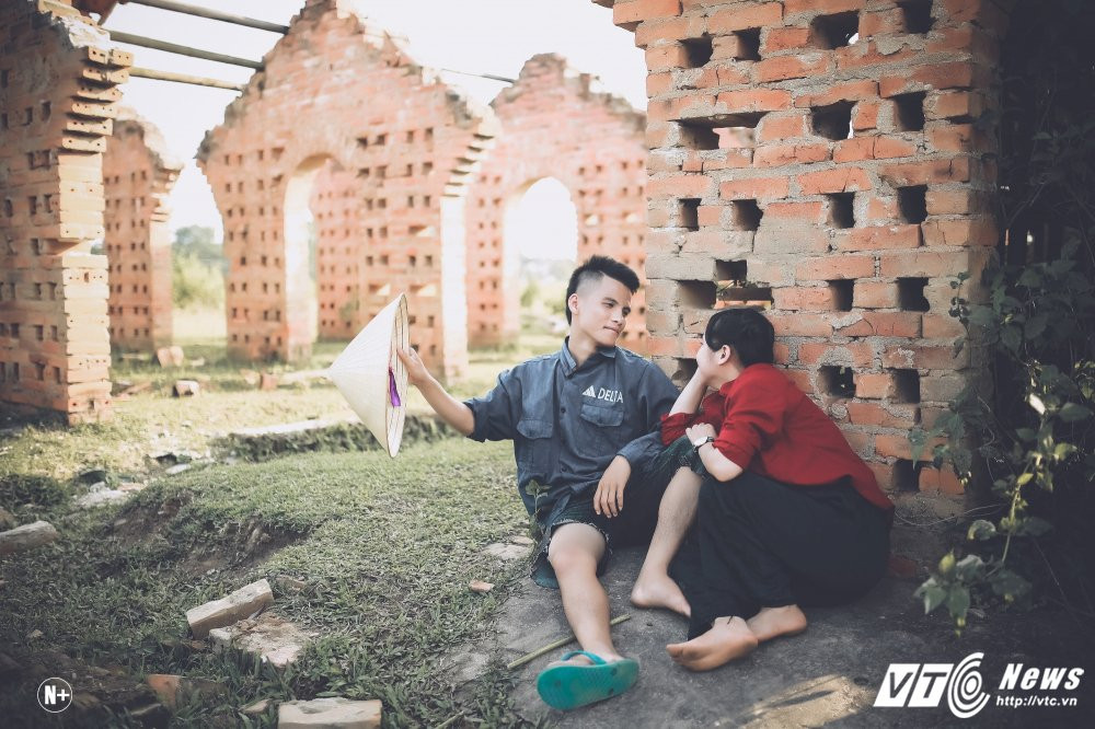 Hinh anh Anh ky yeu ‘Lo gach chuyen chua ke’ cua hoc sinh Thanh Hoa 11