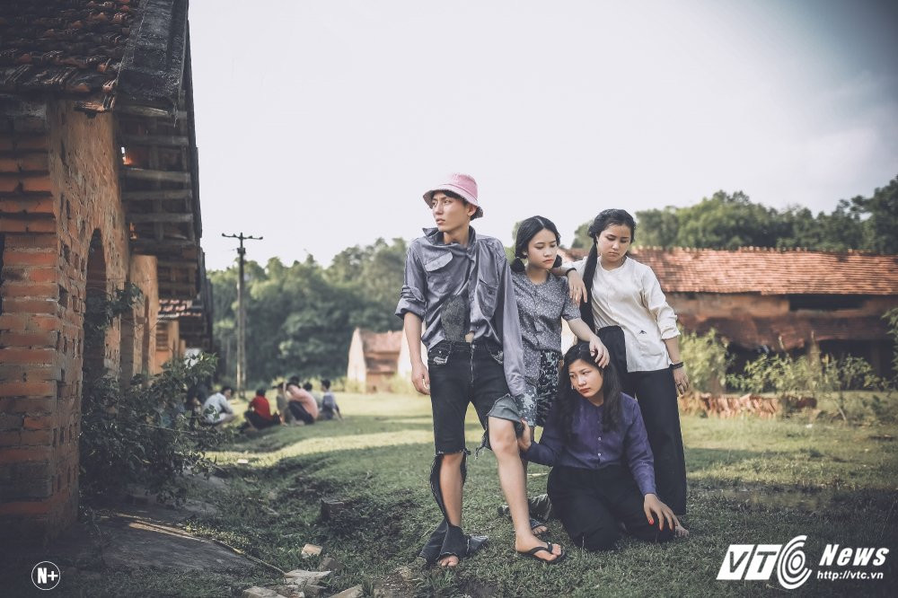 Hinh anh Anh ky yeu ‘Lo gach chuyen chua ke’ cua hoc sinh Thanh Hoa 16