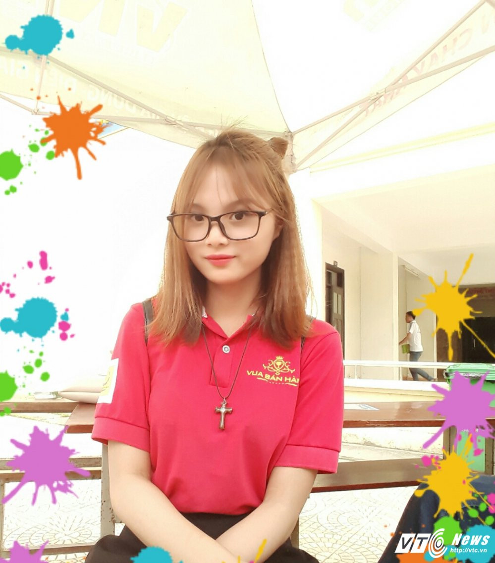 Hinh anh Nu sinh xinh dep gianh giai nhat ‘Vua ban hang 2017’ me thien nguyen