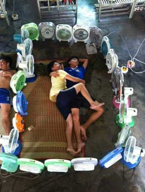 sinh-vien-chong-nong-5-1015 21