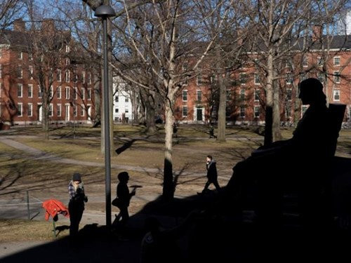 dai-hoc-harvard-reuters_igtx