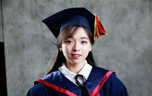 Tran-Linh-Trang-9008-1508498099