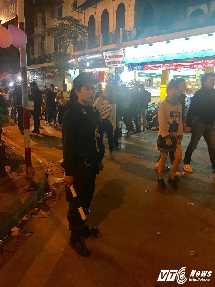 26036630_588359081495167_172941082_o 6