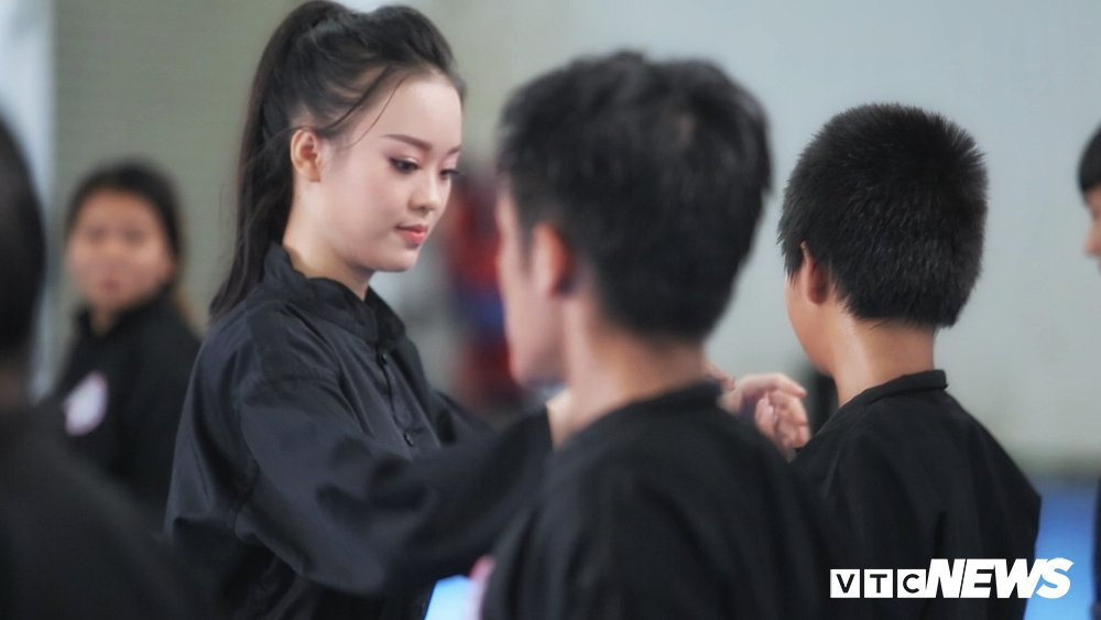 MVI_4242.MOV.01_22_49_19.Still001 (1)