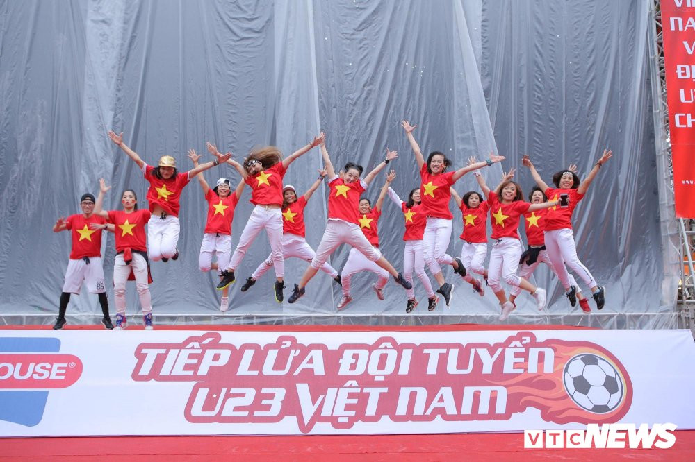 27479538_1572681349476279_1607915655_o 13