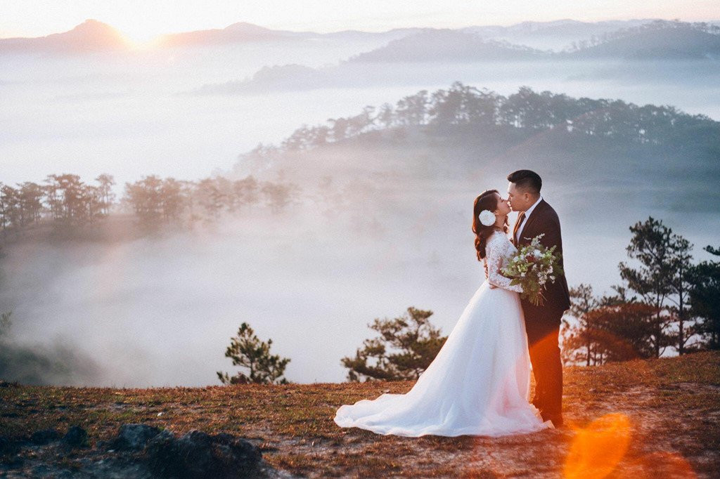 Bo anh cuoi doi tre 'chi oi, anh yeu em' chenh nhau 50 kg va 30 cm hinh anh 6