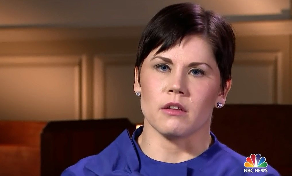 'Hoi Thanh Duc Chua Troi' ep dong tien, khuyen khich pha thai hinh anh 2