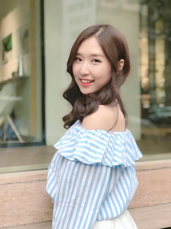 4 hot girl nuoc ngoai vua xinh dep vua hat tieng Viet hay hinh anh 5