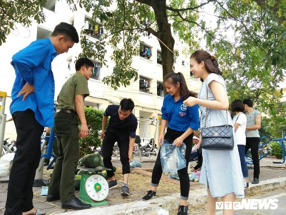 32350000_973045132864685_5072132647434584064_n 12