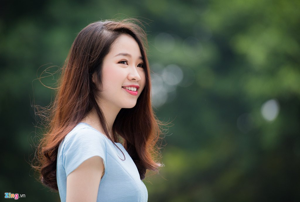 Hoa khoi Ngoai giao: 'Ban trai co rat nhieu, nhung nguoi yeu thi chua' hinh anh 1