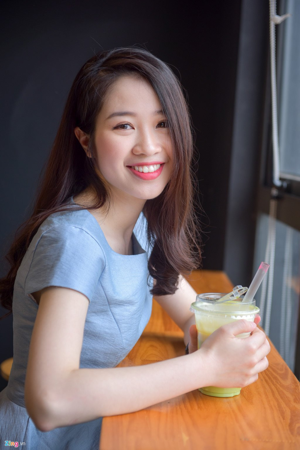 Hoa khoi Ngoai giao: 'Ban trai co rat nhieu, nhung nguoi yeu thi chua' hinh anh 13