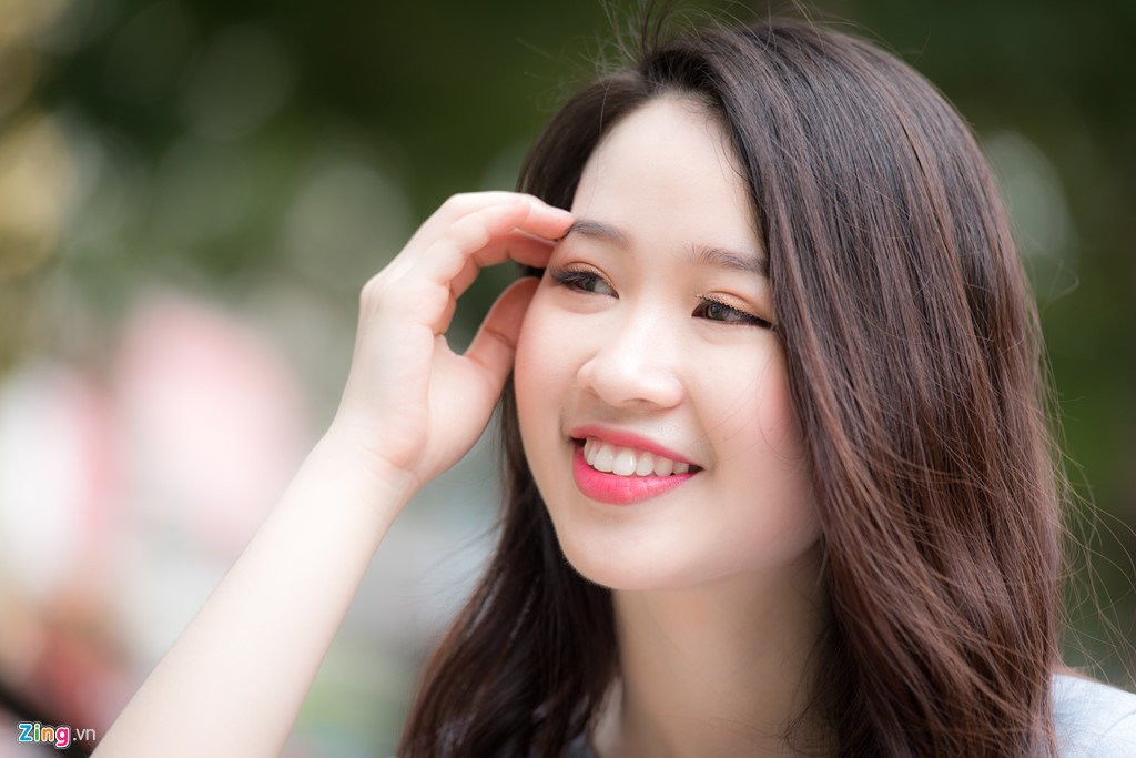 Hoa khoi Ngoai giao: 'Ban trai co rat nhieu, nhung nguoi yeu thi chua' hinh anh 7