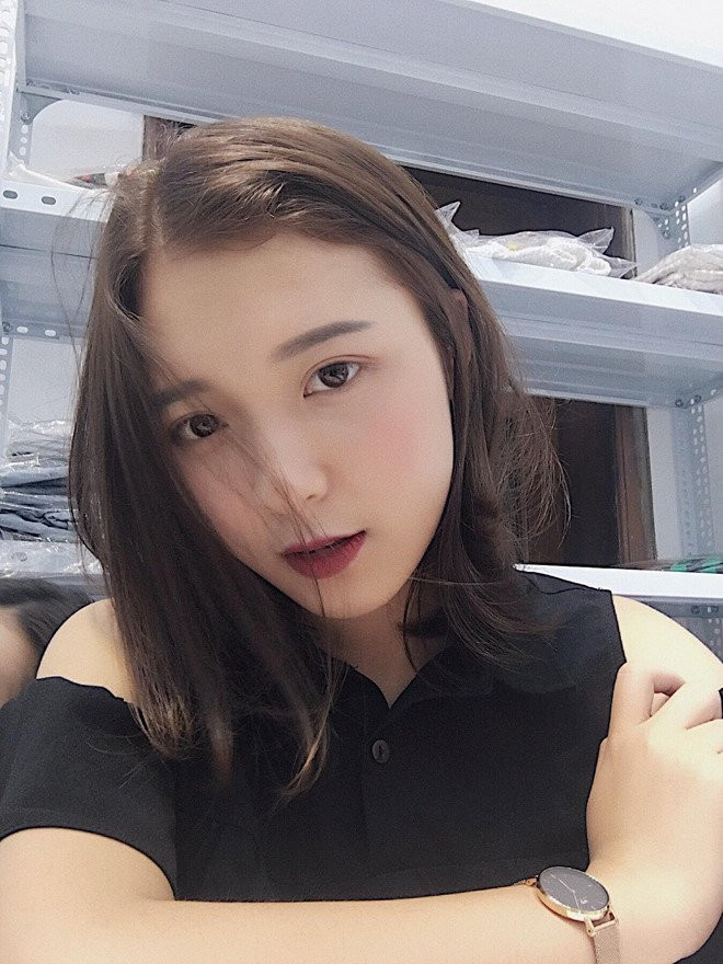 'Hot girl bao chi' noi tieng, dan nhieu chuong trinh cua VTV hinh anh 1