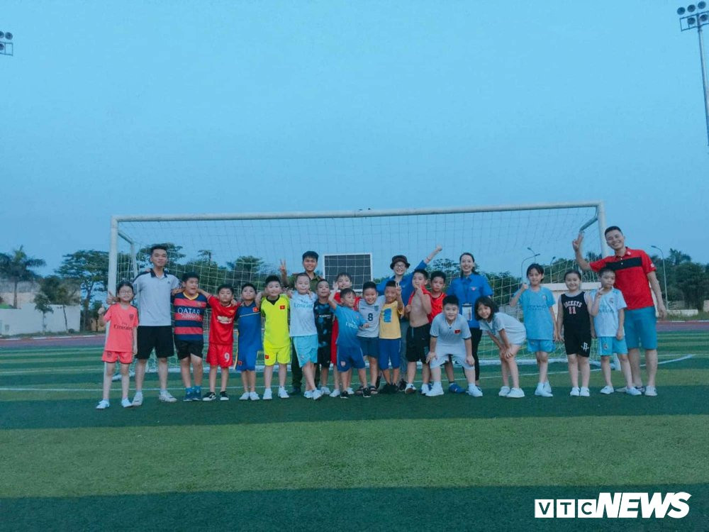 35156903_1978668302447553_8403254332400599040_n 9