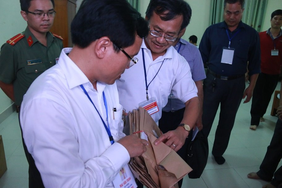 Thuê nhà nghỉ chấm thi THPT quốc gia