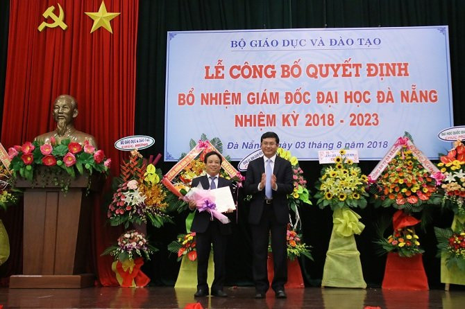 2018_08_03 Le bo nhiem Giam doc DHDN 2018-2023 (1)(3)