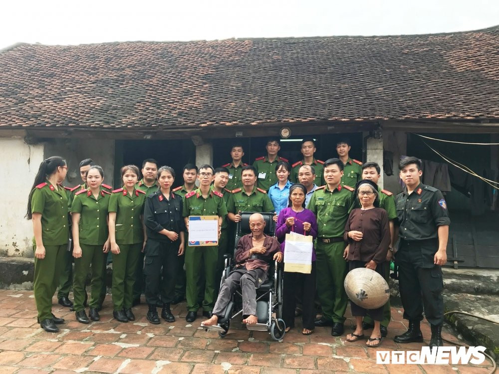 91195135e6b607e85ea7-2014 9