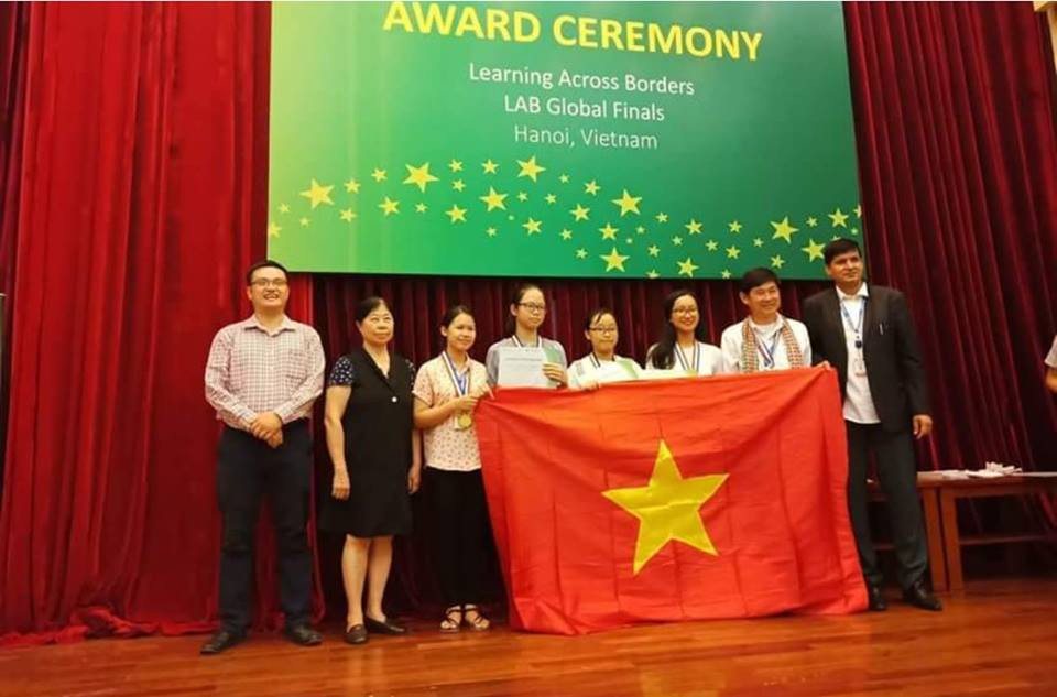 39308190_2060080937349619_3608399877333057536_n