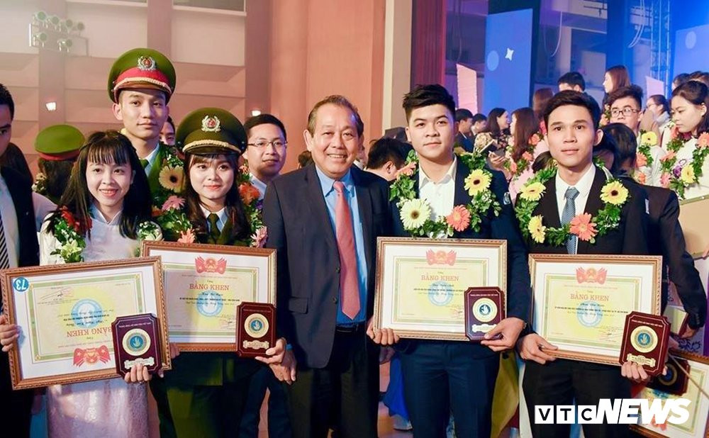 44101627_329234124547356_3282120965726666752_n