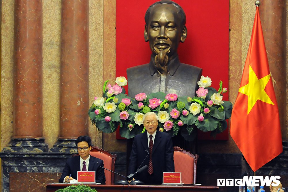 45345781_2280780655329344_8875666774654189568_n 8