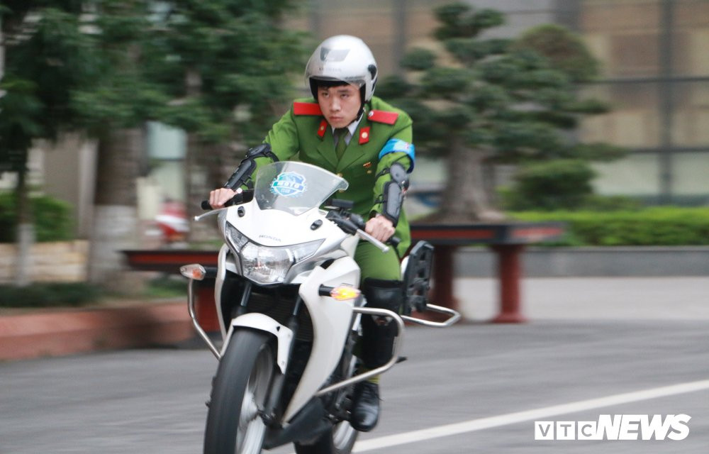 hocviencanhsat (3) 18