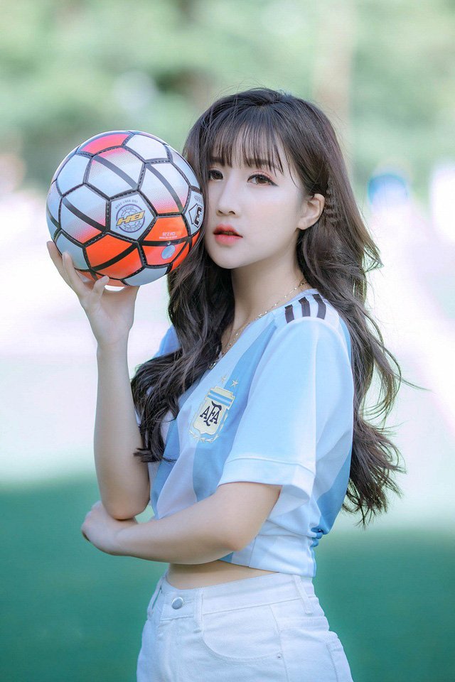 linh-huong-tran-5-1529334131471686905069 7