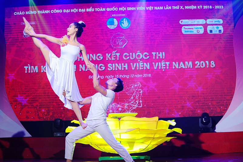 5bb7f231c22721797836 7