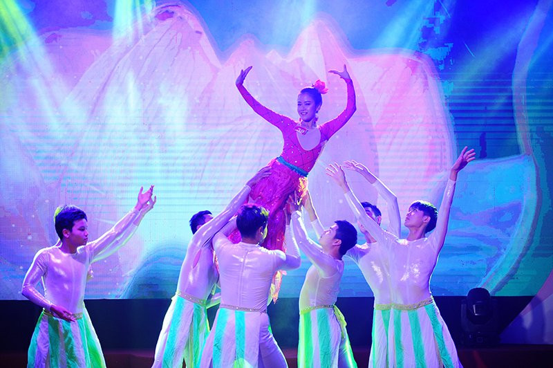 5fb6294b195dfa03a34c 8