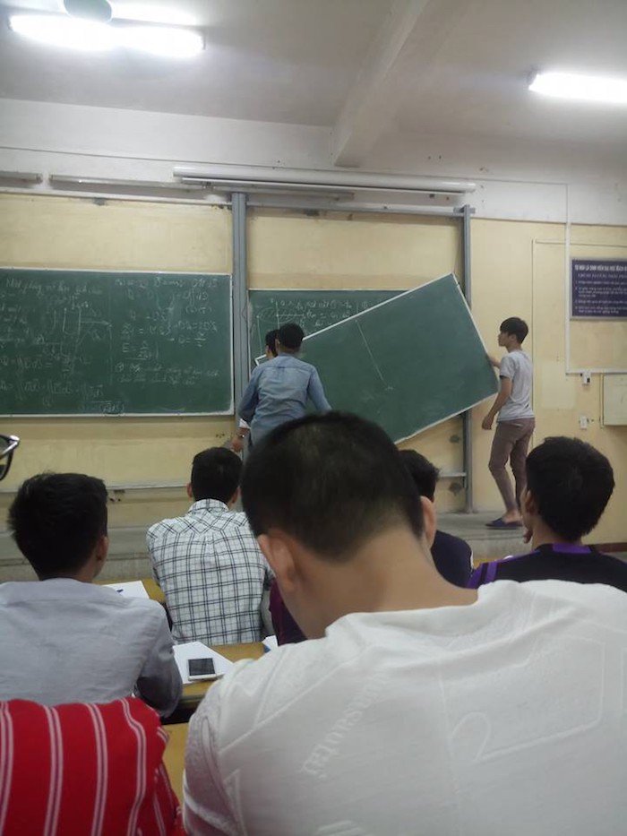 photo-1-1545729192820416525631