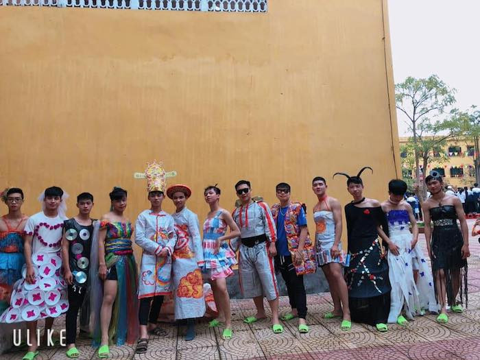 52698885_2234694329909885_2430742921629138944_n 8