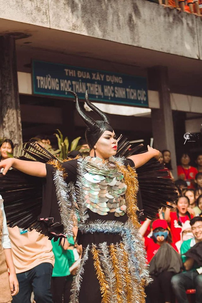 photo-1-1554175101634112945572 4