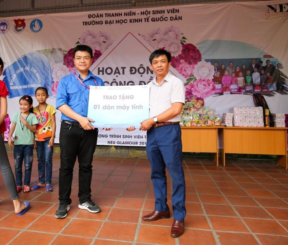 sinh-vien-thanh-lich-NEU (10) 9