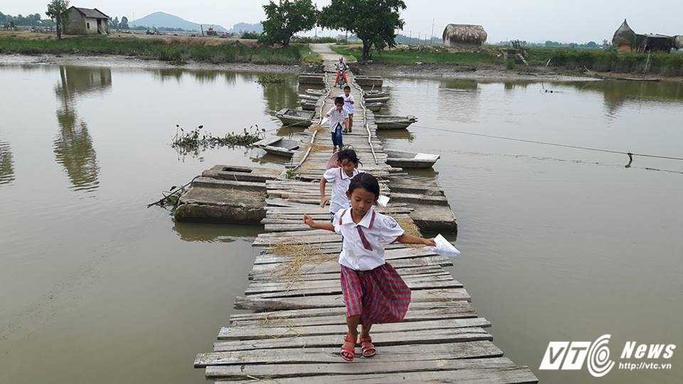 14569870_673621126121818_1062292350_n